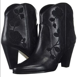 NWT dalton bootie by Kate spade